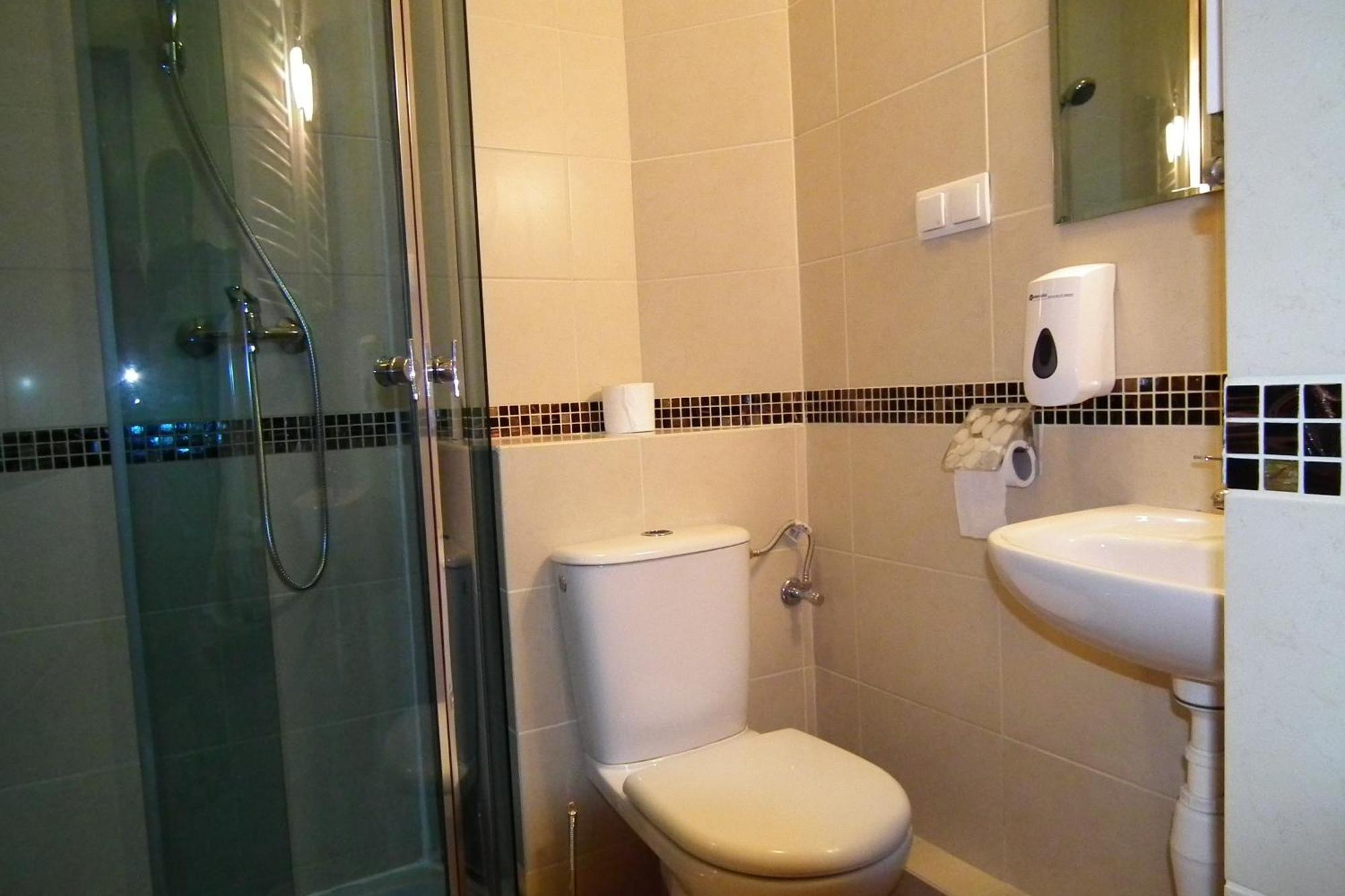 Hotelik Gold Raszyn Szoba fotó