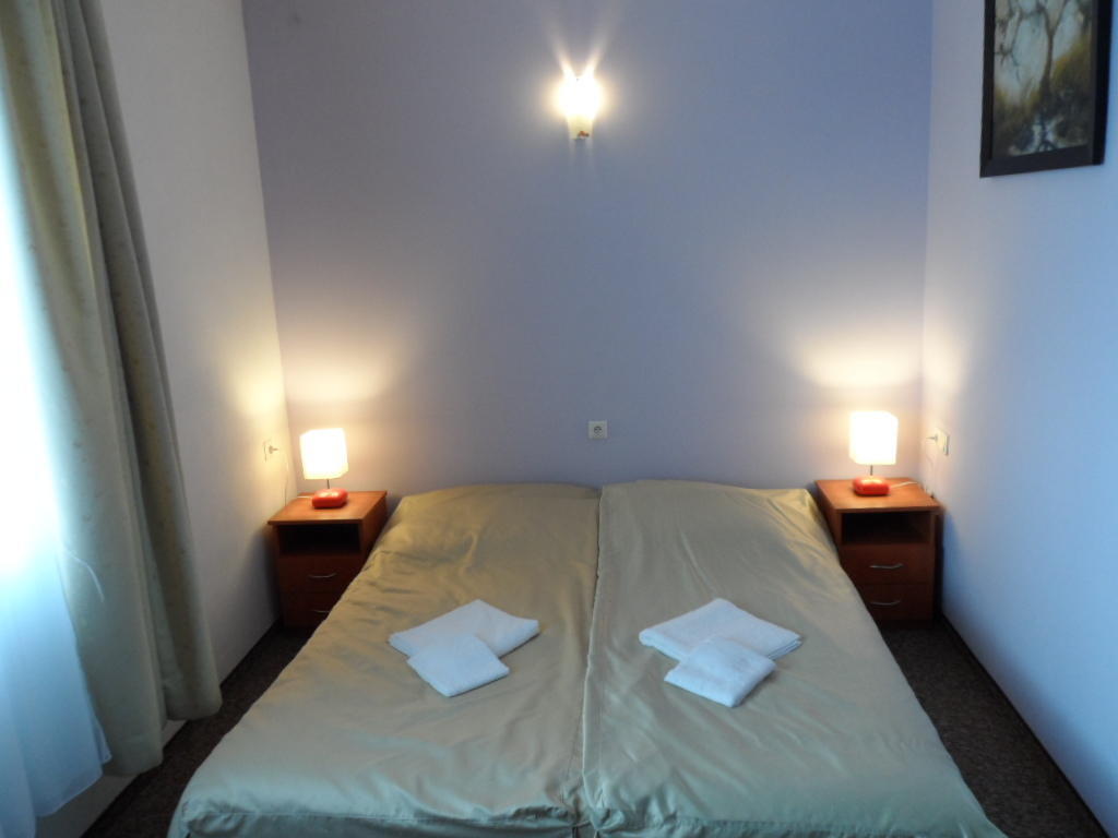 Hotelik Gold Raszyn Szoba fotó